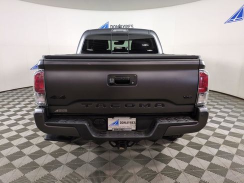 Used 2023 Toyota Tacoma Limited image 4