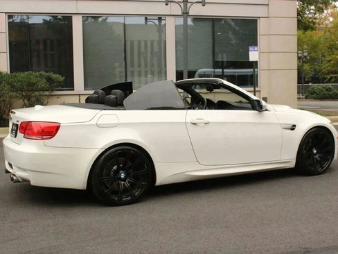 Used 2008 BMW M3 Convertible RWD image 9