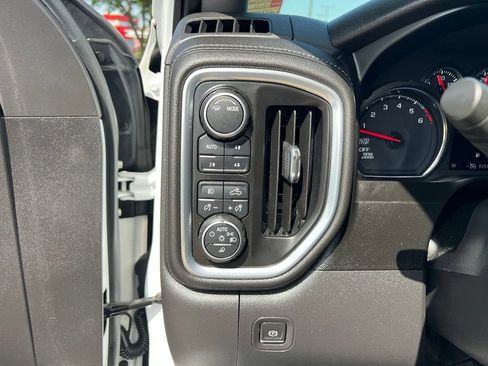 Used 2021 Chevrolet Silverado 1500 LT Trail Boss w/ Convenience Package II AWD/4WD image 42
