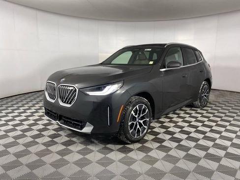 New 2026 BMW X3 xDrive30 w/ Premium Package image 3