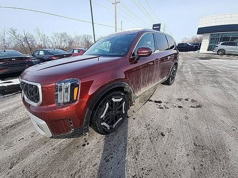 Used 2023 Kia Telluride EX image 1