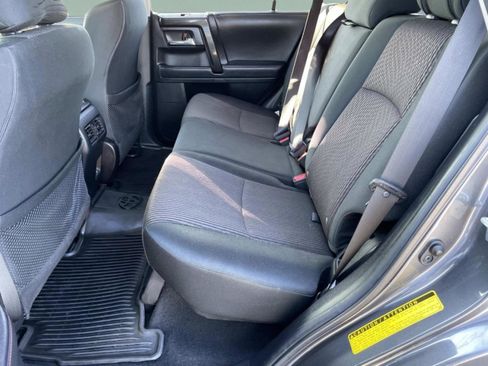 Used 2020 Toyota 4Runner TRD Off-Road AWD/4WD image 12