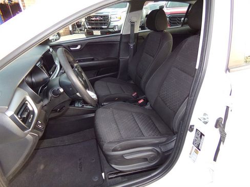 Used 2023 Kia Rio LX image 19