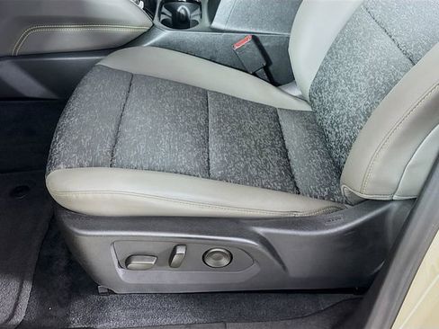 Used 2024 Chevrolet Colorado ZR2 w/ Safety Package image 21