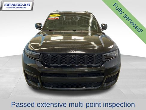 Certified 2025 Jeep Grand Cherokee L Limited w/ Luxury Tech Group II AWD/4WD image 2