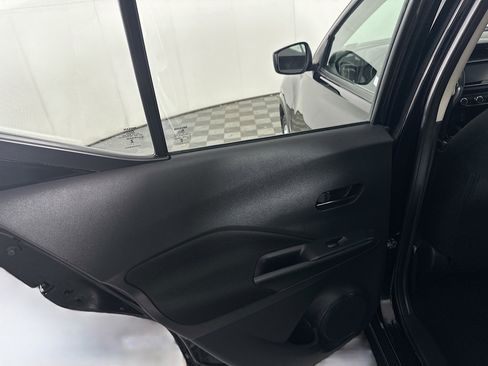 Used 2024 Nissan Kicks S image 24