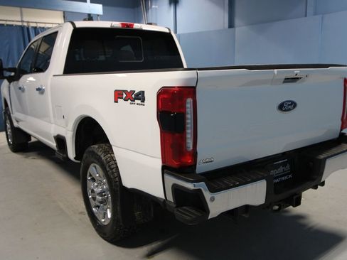 Used 2024 Ford F250 Lariat w/ Lariat Ultimate Package image 30