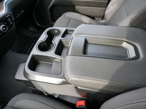 Used 2025 Chevrolet Silverado 1500 LT AWD/4WD image 19
