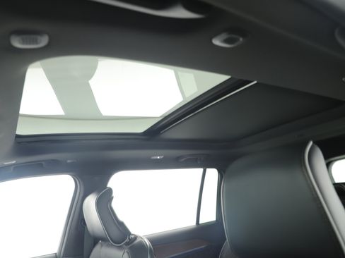 Used 2025 Jeep Grand Cherokee L Summit w/ Obsidian Package image 26