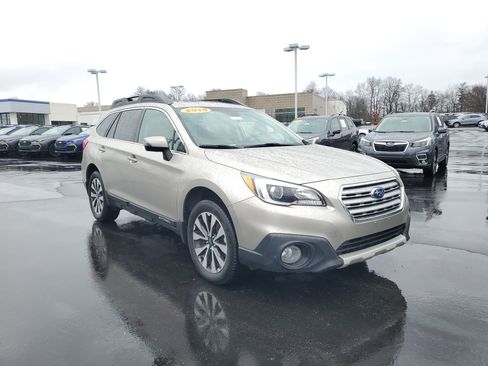 Used 2015 Subaru Outback 2.5i Limited image 4