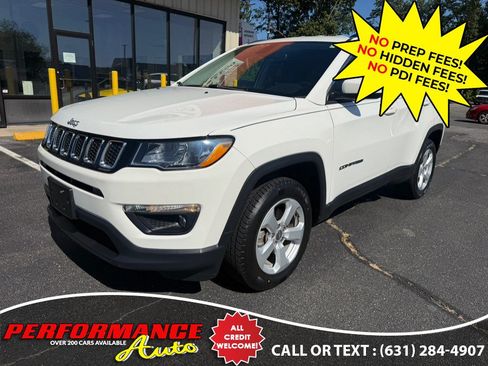 Used 2019 Jeep Compass Latitude w/ Cold Weather Group AWD/4WD image 4