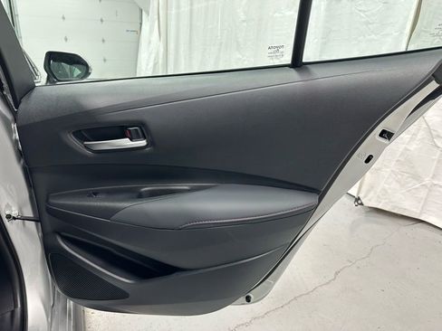 Used 2025 Toyota Corolla SE image 48