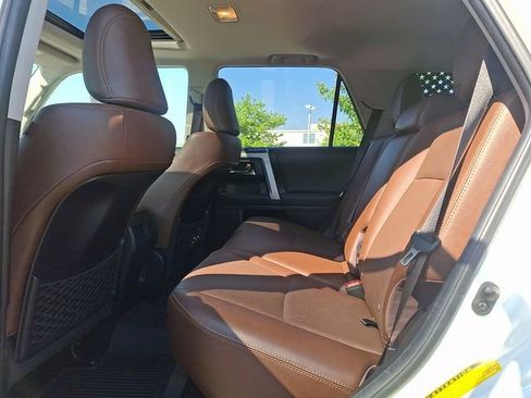 Used 2022 Toyota 4Runner Limited AWD/4WD image 10