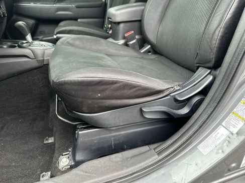 Used 2015 Mitsubishi Outlander Sport ES image 25
