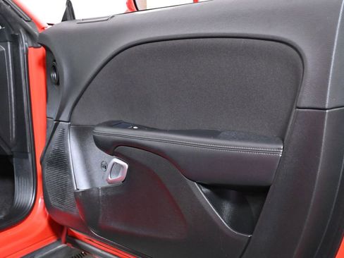 Used 2022 Dodge Challenger GT image 29