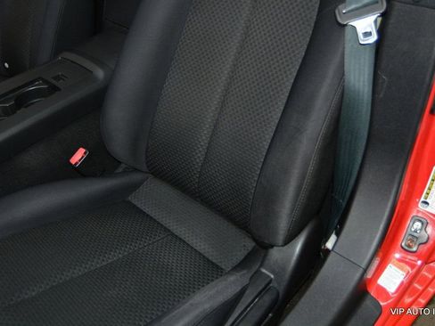 Used 2007 MAZDA MX-5 Miata Sport w/ Appearance Pkg image 19