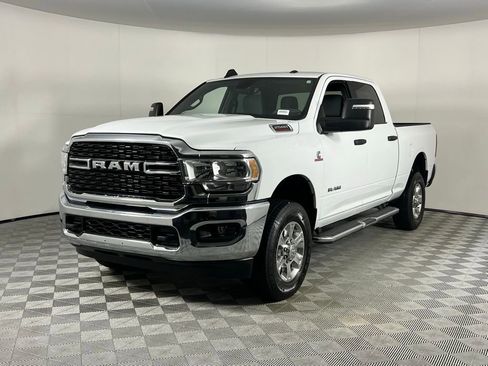 Used 2024 RAM 2500 Big Horn image 11