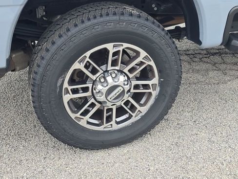 Used 2024 Ford F250 Limited w/ FX4 Off-Road Package image 12