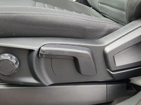 Certified 2022 Ford Ranger XLT w/ Equipment Group 301A Mid image 9