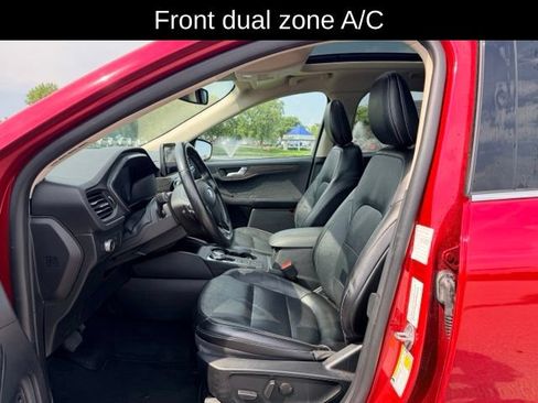 Used 2020 Ford Escape Titanium AWD/4WD image 8