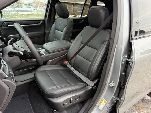 New 2026 GMC Acadia Elevation w/ Black Edition image 10