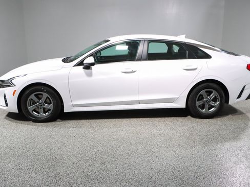 Used 2021 Kia K5 LXS FWD image 10