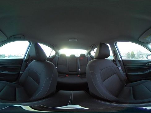 Used 2025 Nissan Altima 2.5 SV FWD image 43