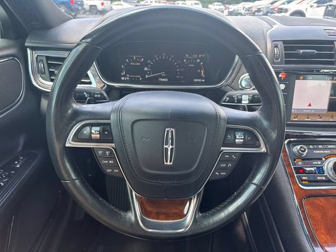 Used 2017 Lincoln Continental Reserve FWD image 24