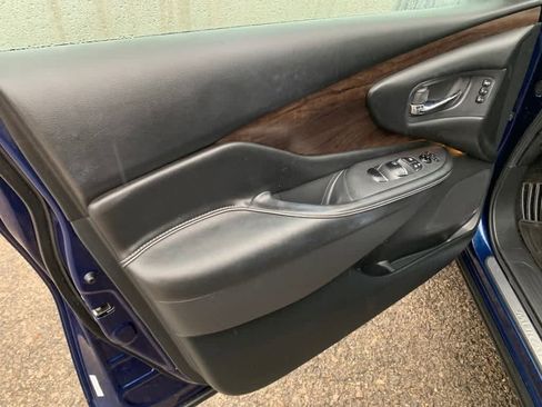 Used 2020 Nissan Murano Platinum w/ Cargo Package image 18