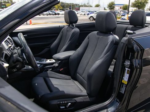 Used 2018 BMW 230i Convertible RWD image 19