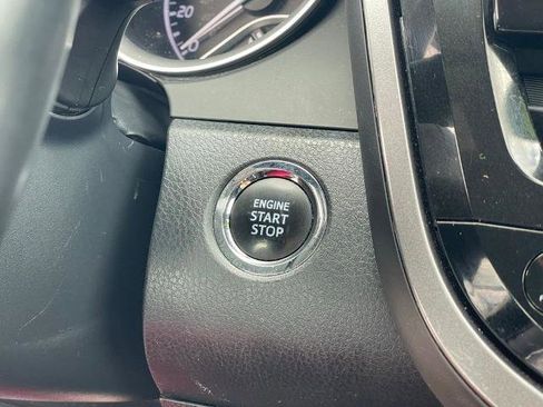 Used 2023 Toyota Camry XLE image 21