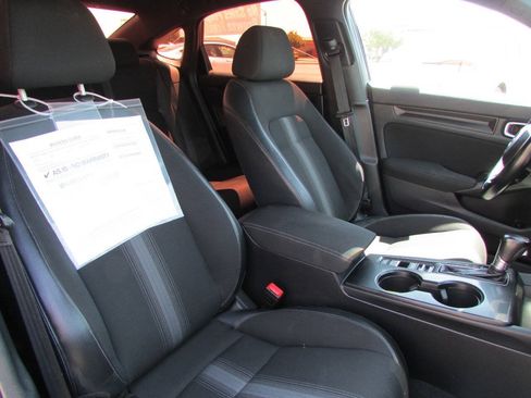 Used 2022 Honda Civic Sport image 18