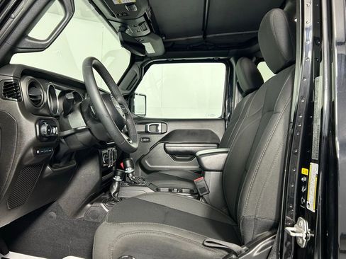 Used 2023 Jeep Wrangler Unlimited w/ 8.4" Radio Group AWD/4WD image 29