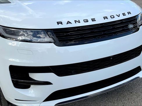 Used 2024 Land Rover Range Rover Sport Dynamic SE image 28