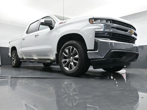 Used 2021 Chevrolet Silverado 1500 LT w/ All Star Edition Plus image 18