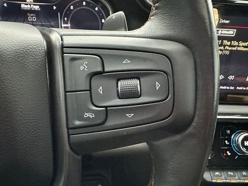 Used 2022 GMC Sierra 1500 AT4 w/ AT4 Premium Package image 15