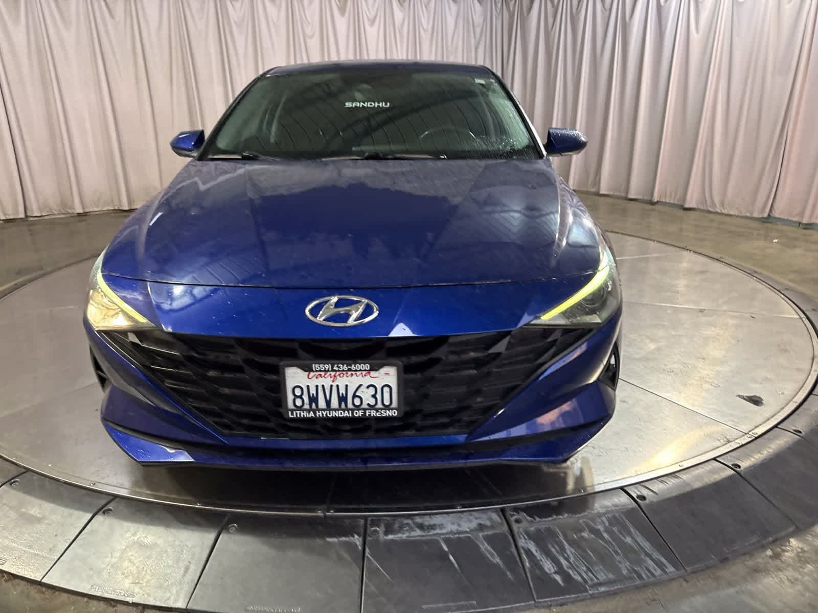 Used 2021 Hyundai Elantra SE FWD image 2