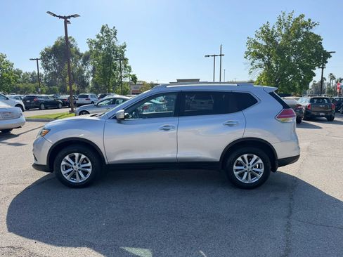 Used 2014 Nissan Rogue SV FWD image 6