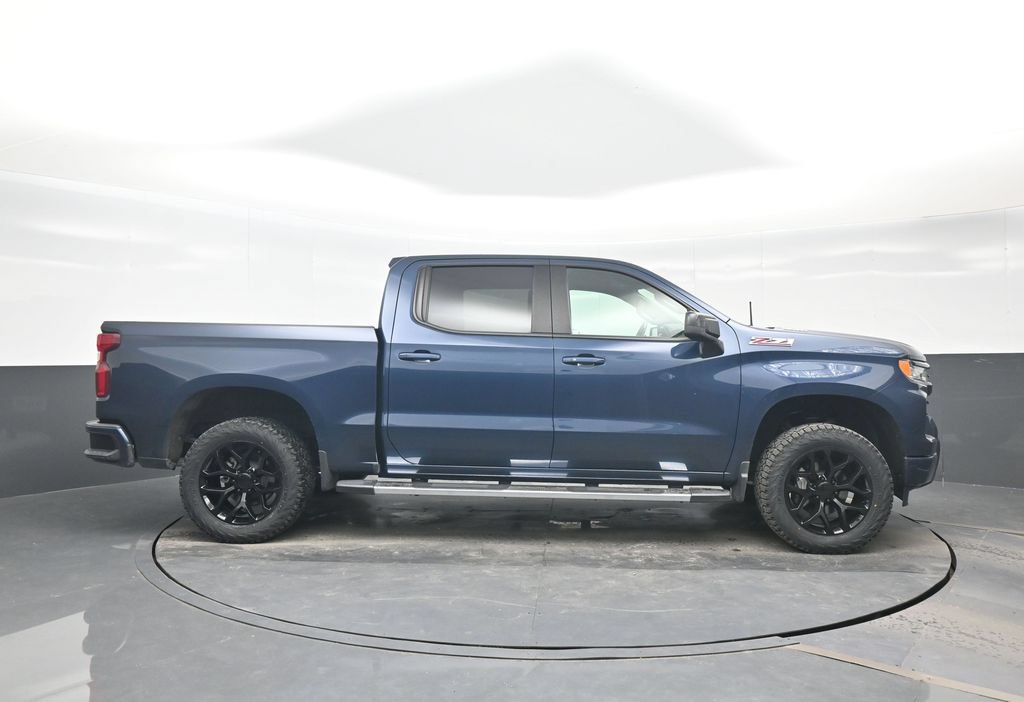 Used 2023 Chevrolet Silverado 1500 RST AWD/4WD image 7