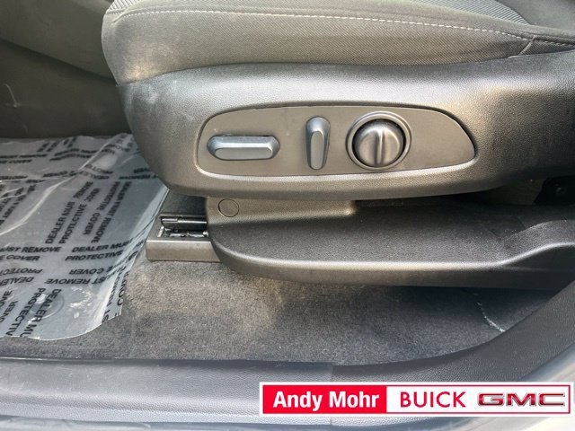 Used 2023 Chevrolet Traverse LT FWD image 20