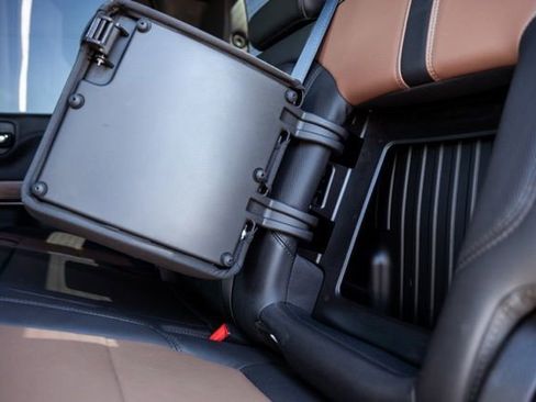 Used 2021 Chevrolet Silverado 1500 High Country w/ Safety Package II AWD/4WD image 20