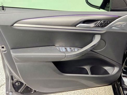 Used 2023 BMW X4 M40i w/ Shadowloine Package image 11