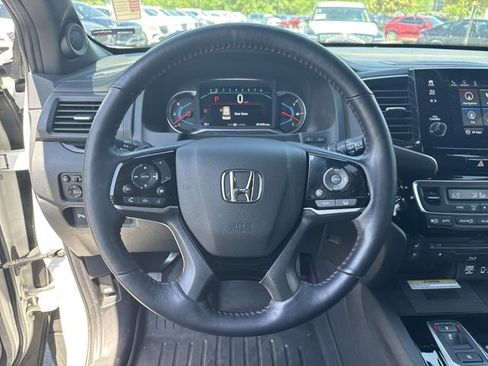 Used 2021 Honda Pilot Black Edition image 24
