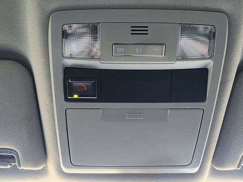 Used 2021 Toyota Tacoma SR5 RWD image 22