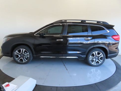New 2026 Subaru Ascent Touring image 9