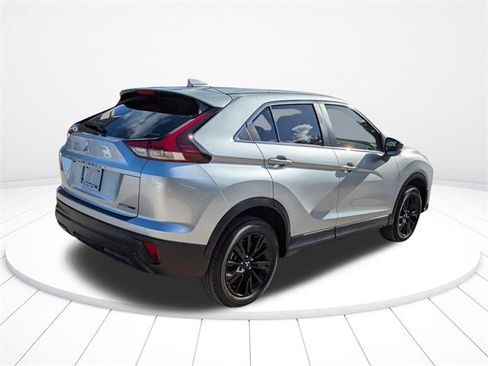 New 2026 Mitsubishi Eclipse Cross LE image 4