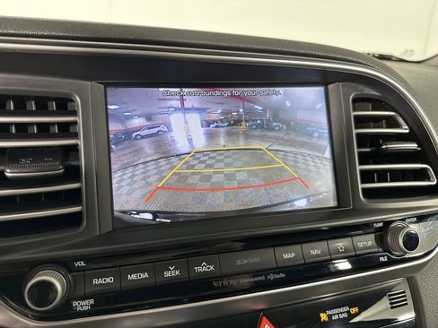 Used 2020 Hyundai Elantra Limited w/ Ultimate Package 03 image 18