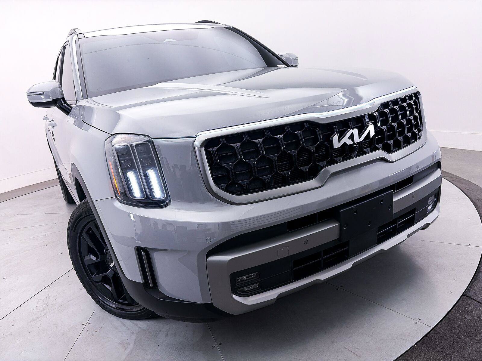 Used 2023 Kia Telluride SX Prestige X-Pro AWD/4WD image 9