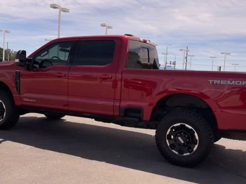 Used 2026 Ford F350 Platinum w/ Tremor Off-Road Package AWD/4WD image 7