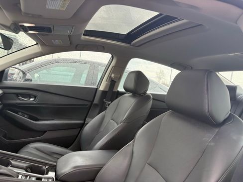 Used 2023 Honda Accord Touring image 6
